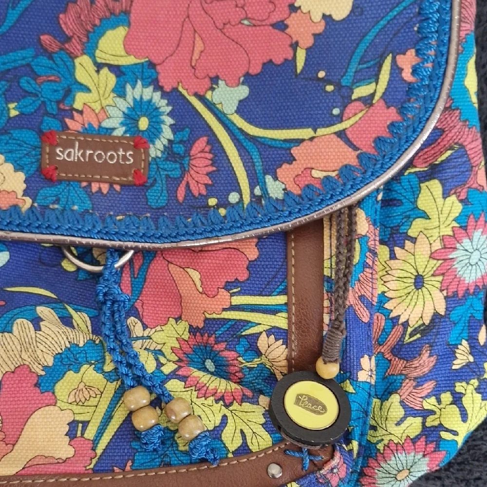 Sakroots Canvas Faux Leather Backpack Messenger Bag - Floral Blue Mulrixolor